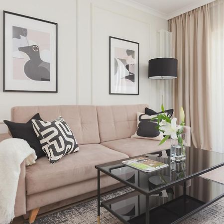 Mennica Residence Central Apartment By Renters Prestige Varsovie Extérieur photo