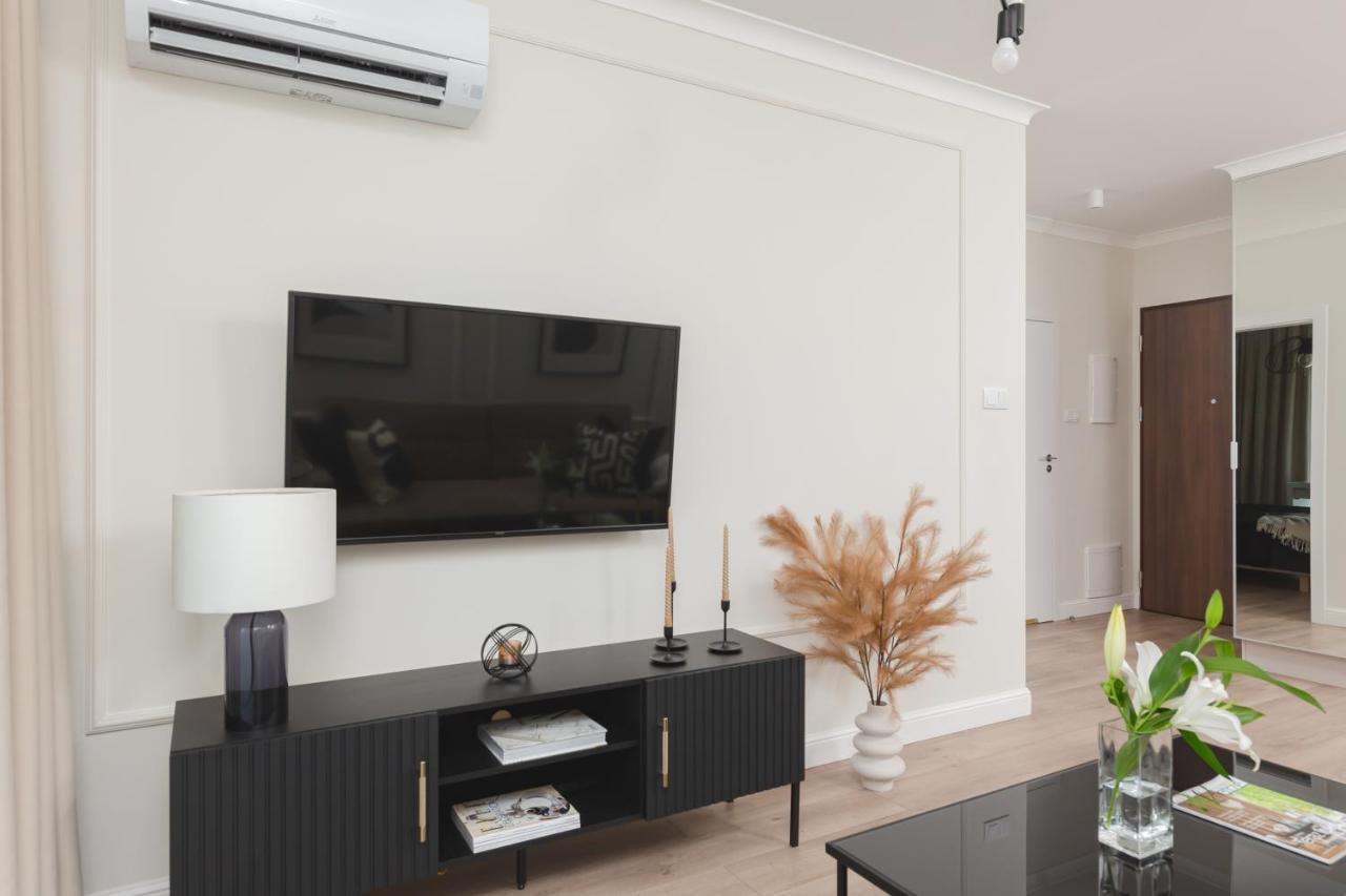 Mennica Residence Central Apartment By Renters Prestige Varsovie Extérieur photo